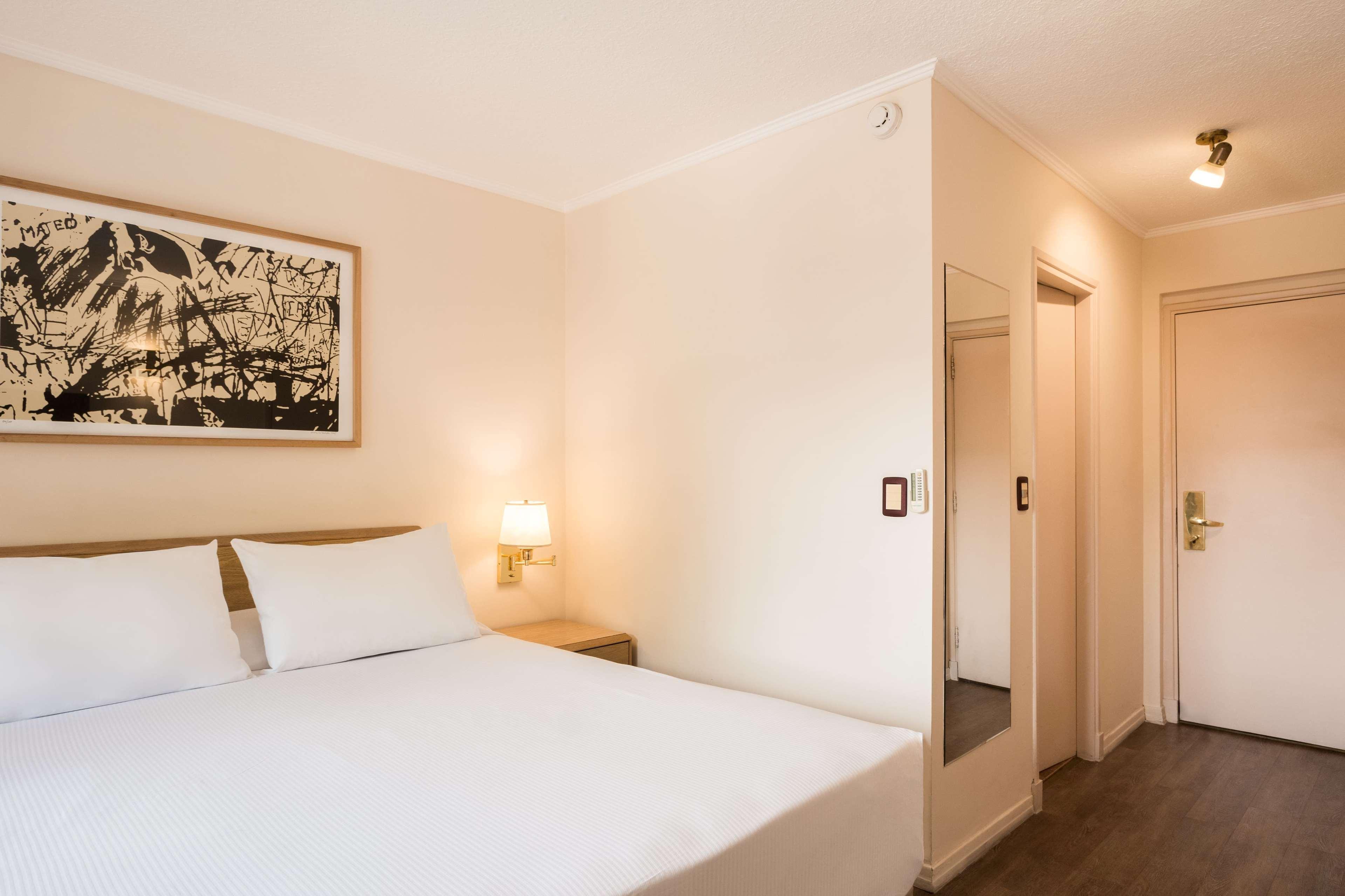 Alfa Suites - Montevideo Eksteriør bilde