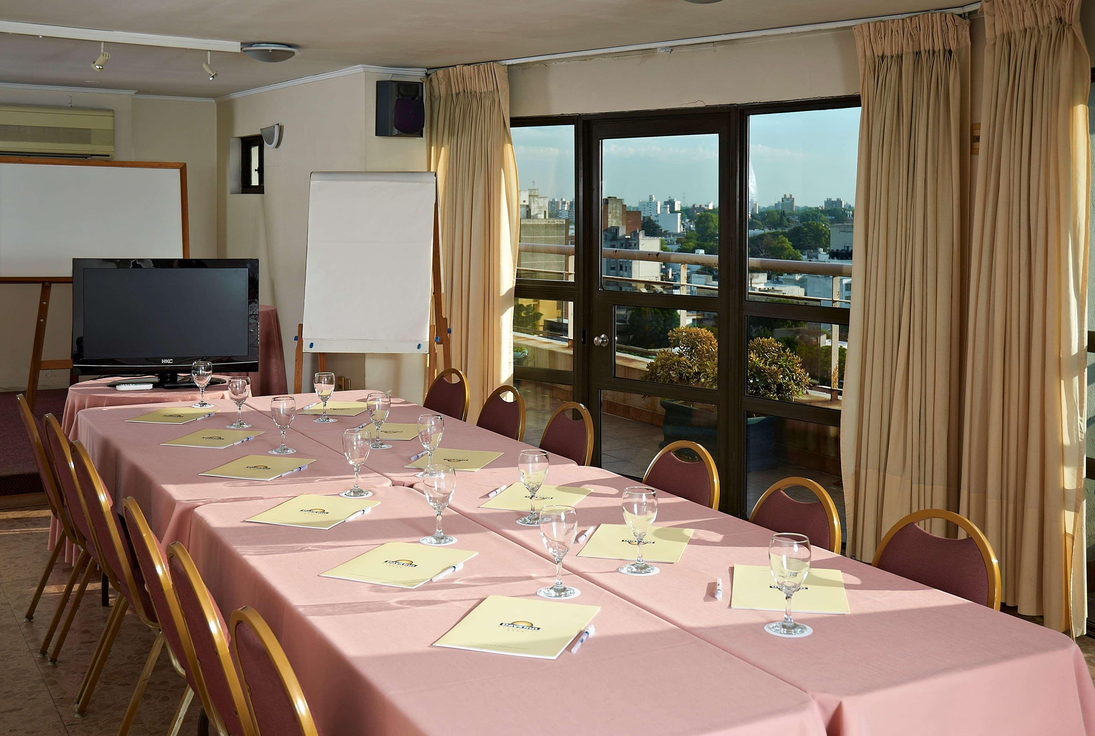 Alfa Suites - Montevideo Eksteriør bilde